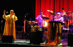 Dead Can Dance,live in  St-Petersburg, Russia, April the 3d 2005. Photo: fontanka.ru